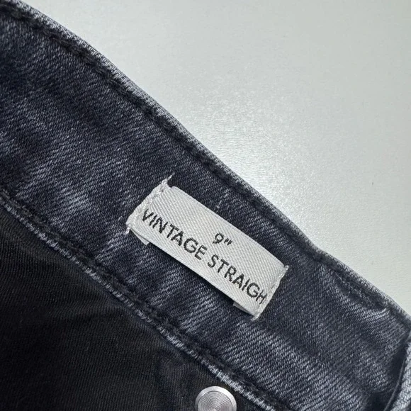 J. Crew 9" Mid Rise Vintage Straight Jeans Dark Gray Rinse Wash Size 28 - Picture 6 of 7